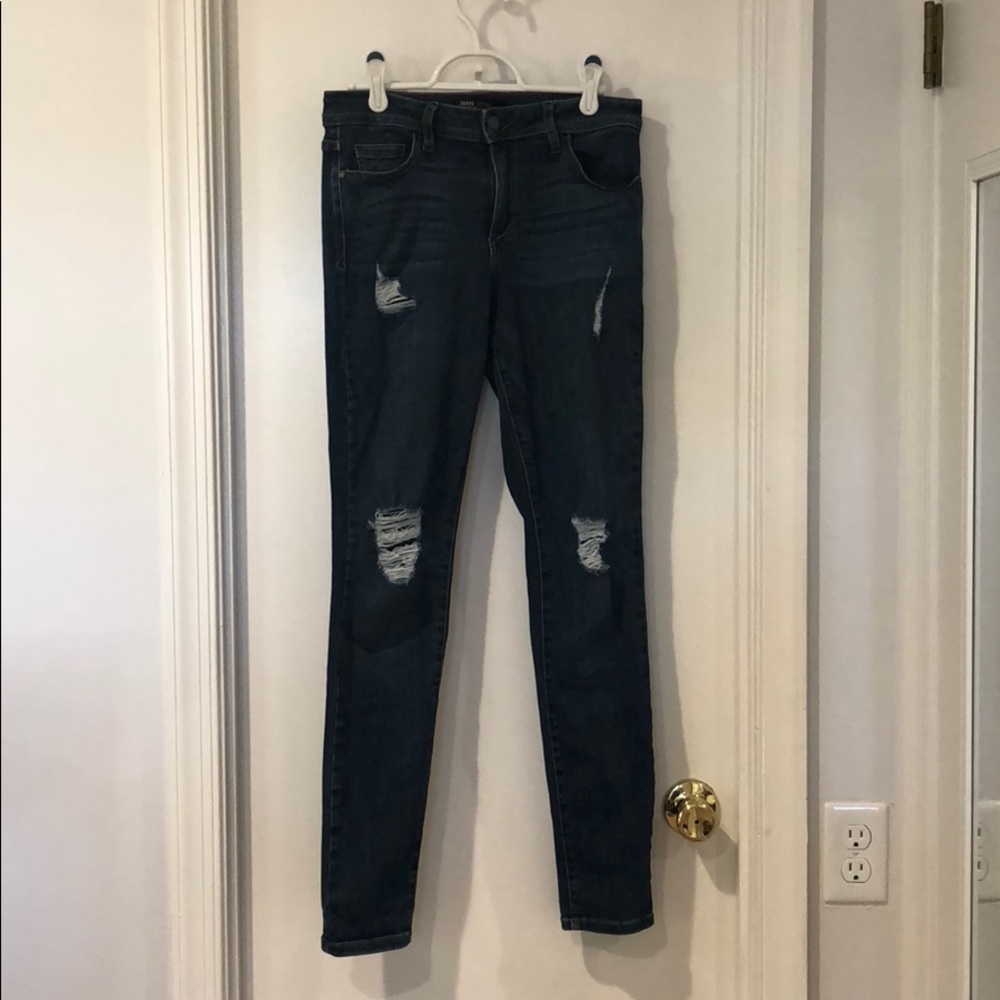 Distressed Skinny Jeans